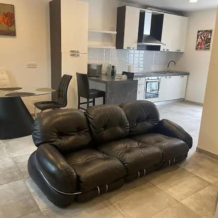 La Casa Del Di *